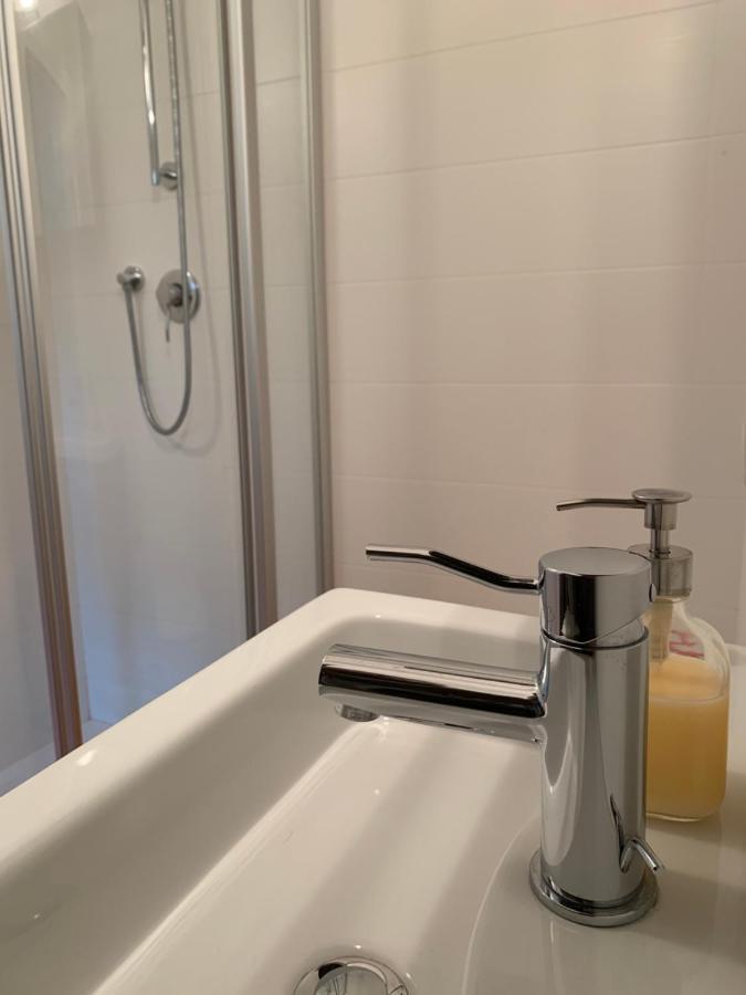 Clara'S Place Apartment Mestre Luaran gambar