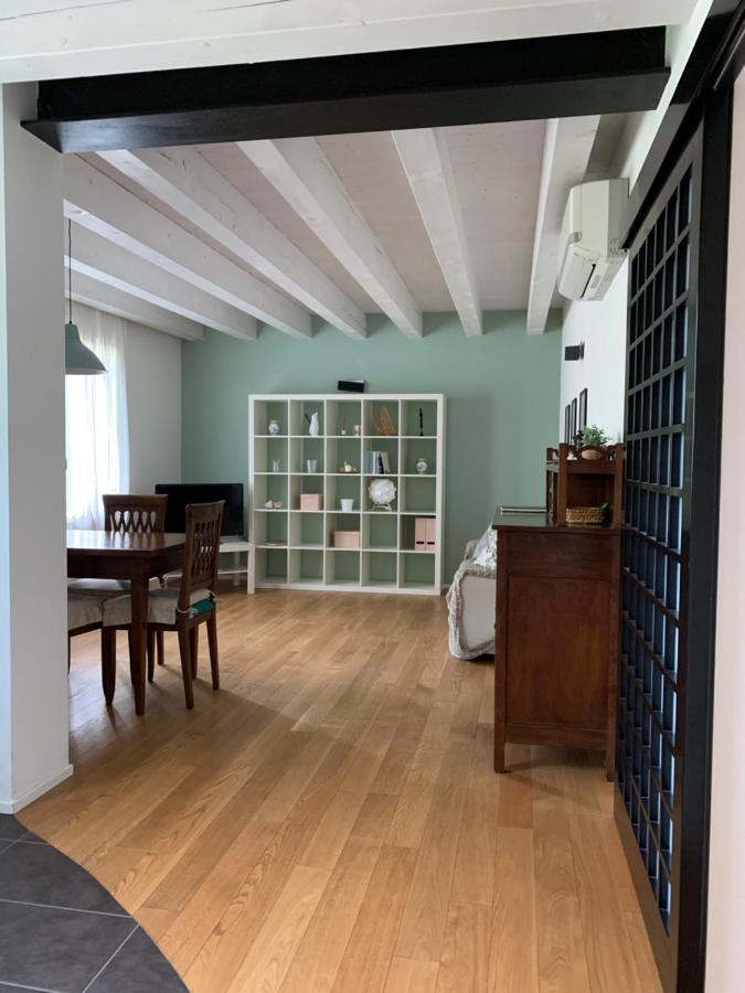 Clara'S Place Apartment Mestre Luaran gambar