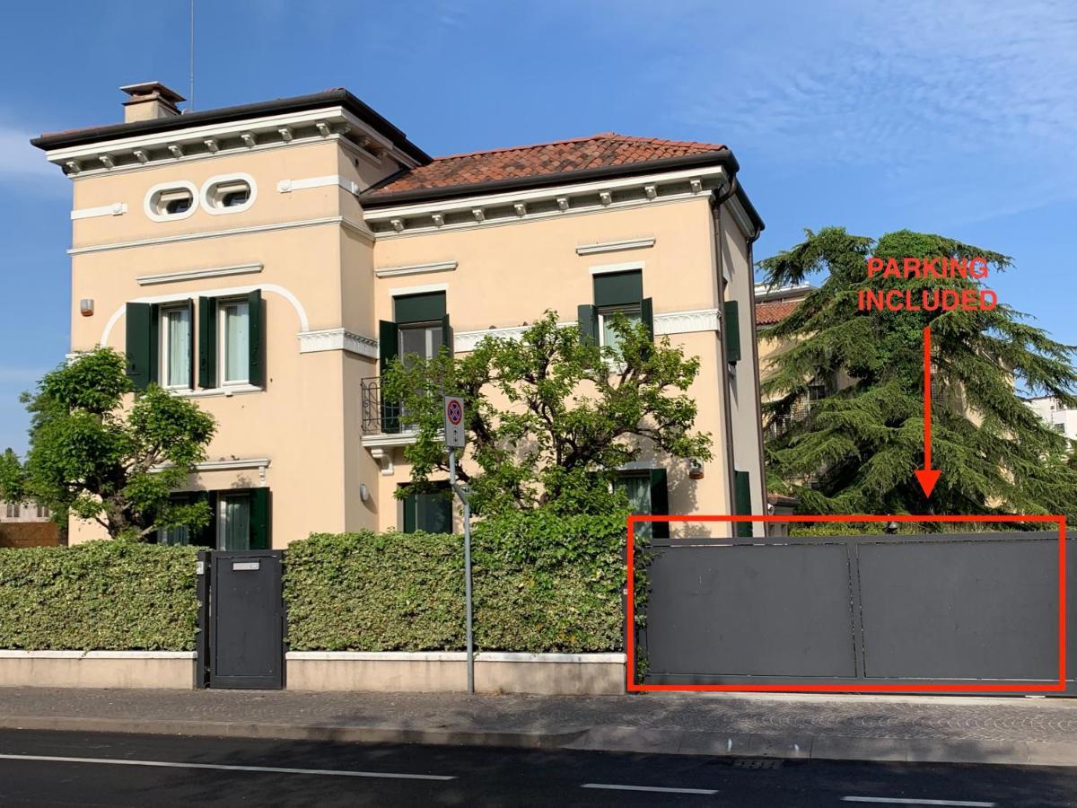 Clara'S Place Apartment Mestre Luaran gambar