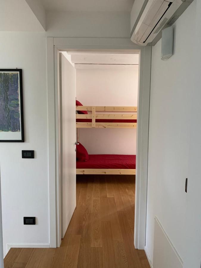 Clara'S Place Apartment Mestre Luaran gambar